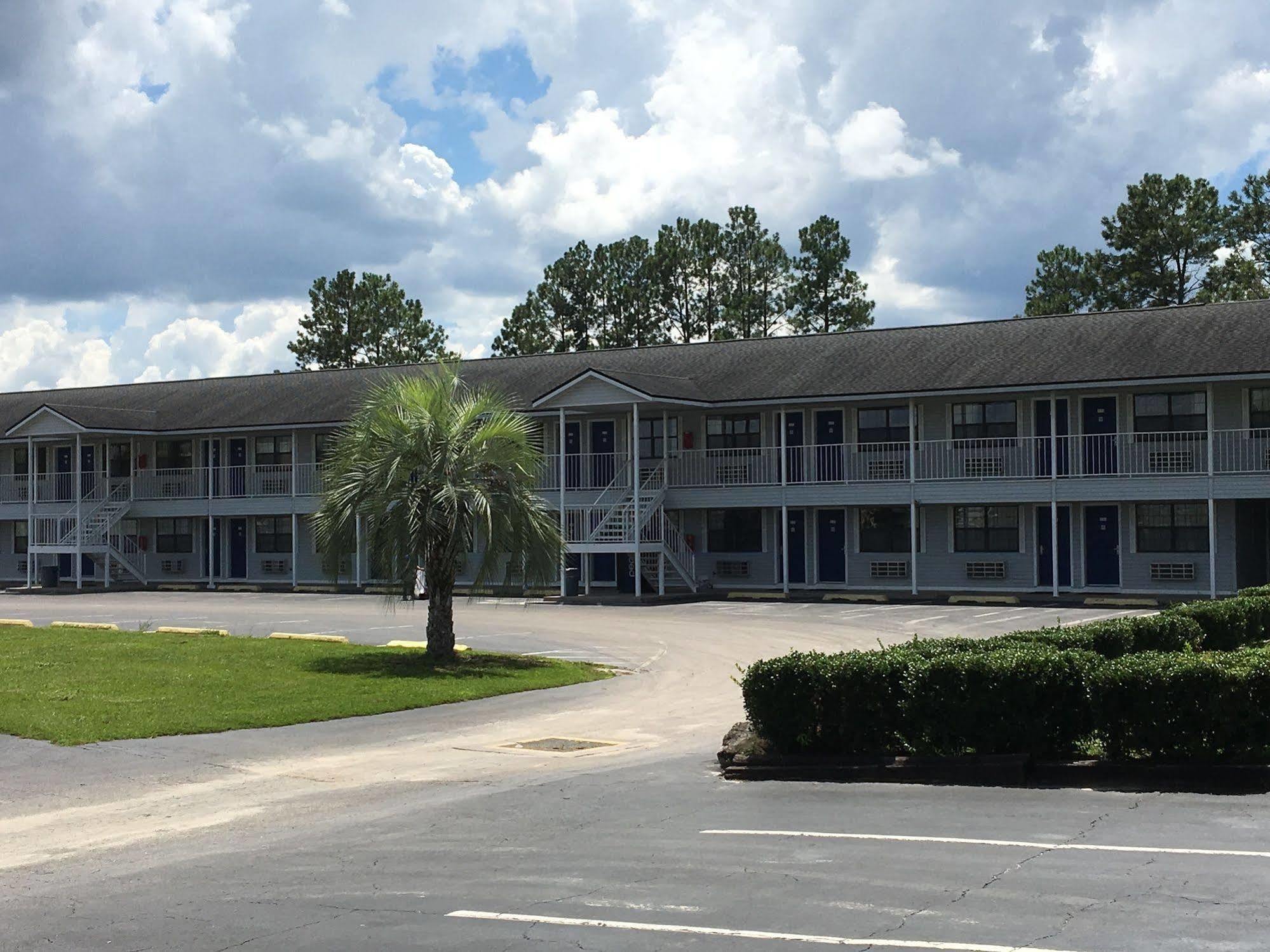 Days Inn By Wyndham Madison Kültér fotó